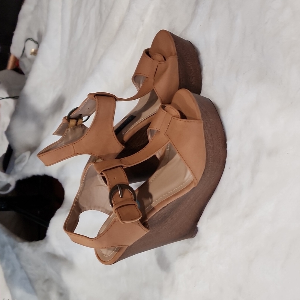 Brown Charlotte russe wedges